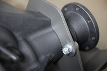 Load image into Gallery viewer, Nissan Frontier Differential Skid Plate